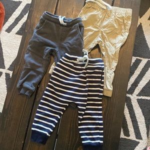 Lot of Old Navy joggers/bottoms size 18-24m (7)